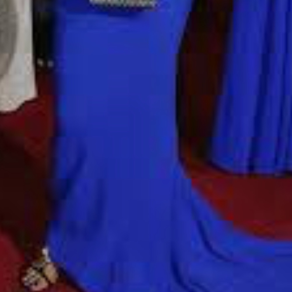Dress - Picture 3 of 6